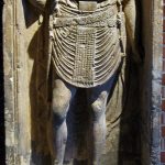 Tombstone of Annaius Daverzus, auxiliary infantry of cohors III Delmatarum. He holds two spears and a flat rectangular shield and wears two belts, one each for sword and dagger, and has a fine eight-strapped apron. Image: JordiCuber Infantryman stands within a niche, with spears in his right hand and shield in his left.